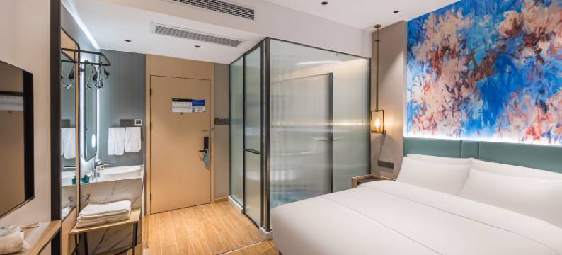 艺龙万国酒店(无锡荣巷地铁站梅园景区店)图片