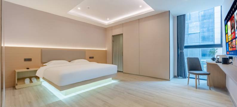 缤纷季节COLORFUL HOTEL商旅酒店(安庆岳西天鹅广场店)图片