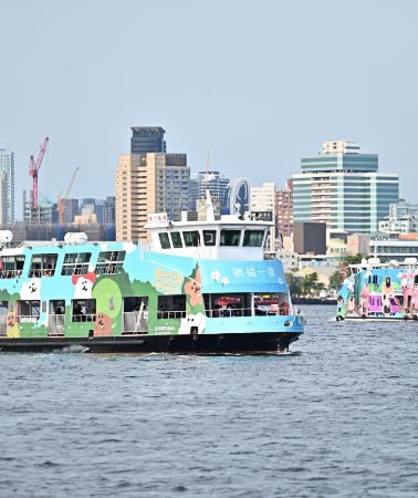 5日4晚 • 高雄＋台北＋嘉義＋台中「專車玩轉旗津星空隧道＆燈塔＆老街、荷蘭村、 達娜伊谷自然生態公園」
