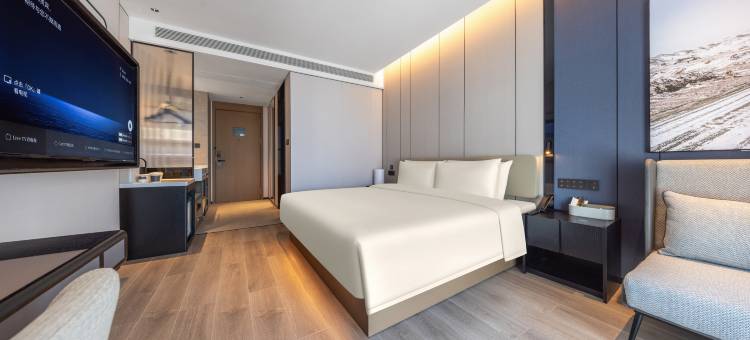 克拉玛依市独山子独库公路零起点亚朵酒店图片