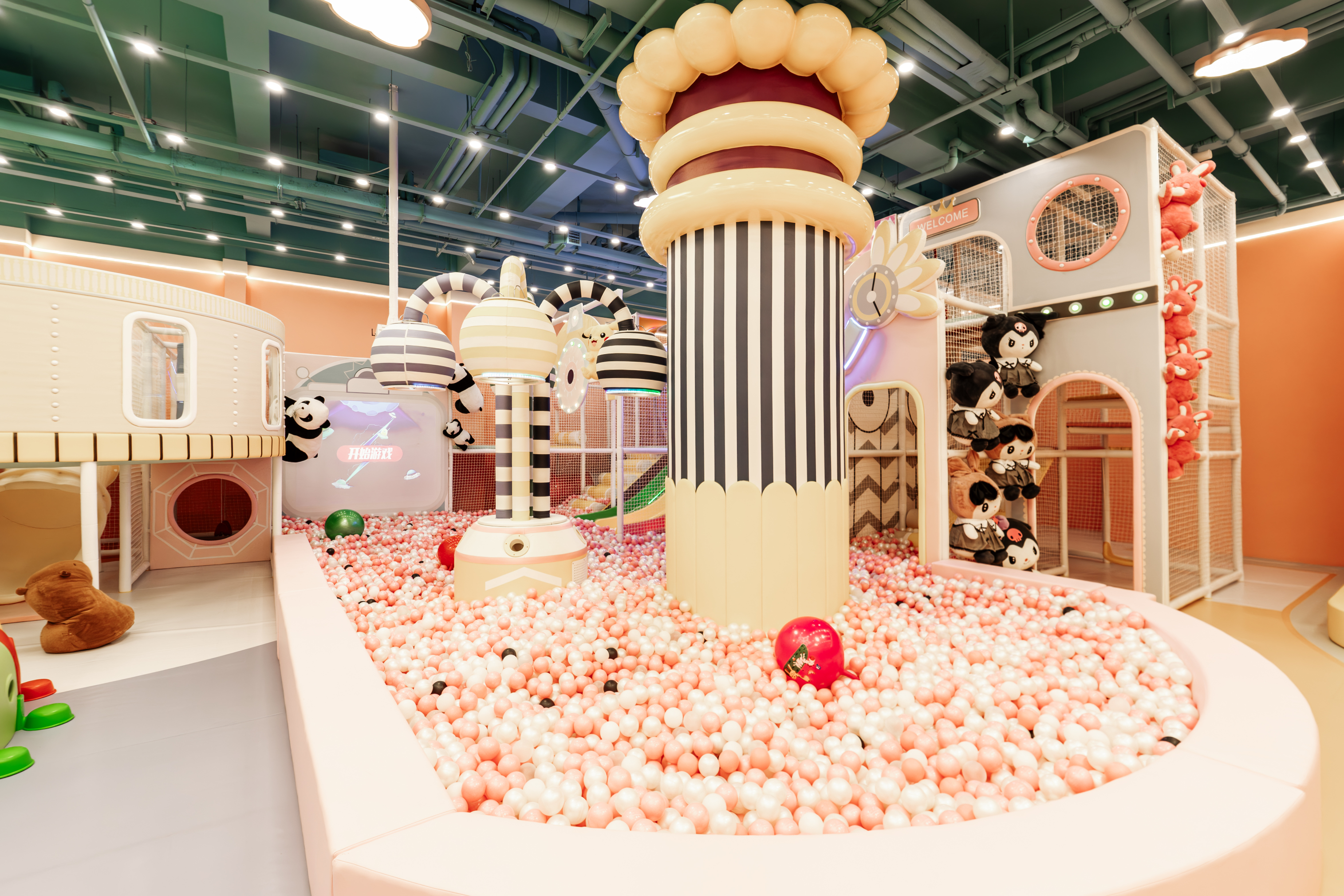 Grand Metropark Guofeng Hotel, Tangshan Over view