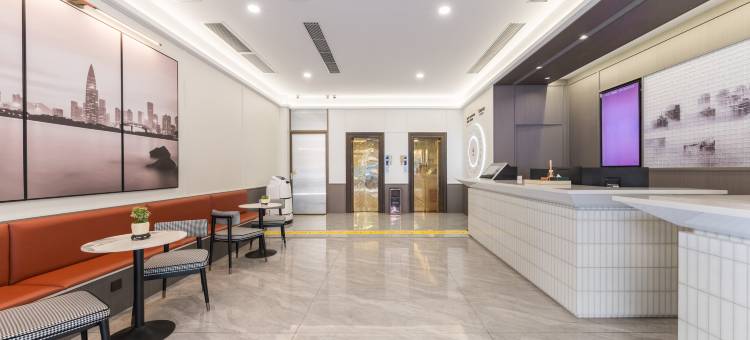 深圳亚悦酒店(翻身地铁站店)图片