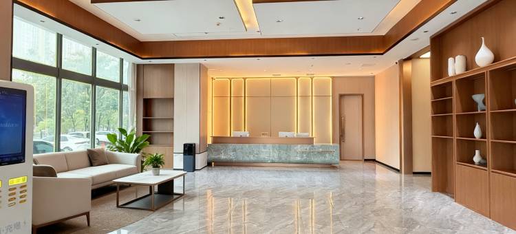 晶宫国际酒店(信阳高铁东站大信广场店)图片