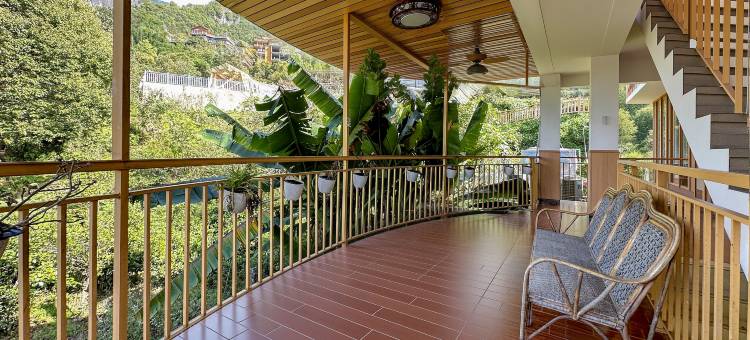 爱上怒江·老姆登半山云海客栈(怒江福贡老姆登店)图片