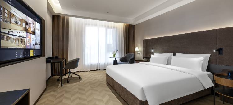 艺龙安云酒店(乌海高铁站滨河店)图片