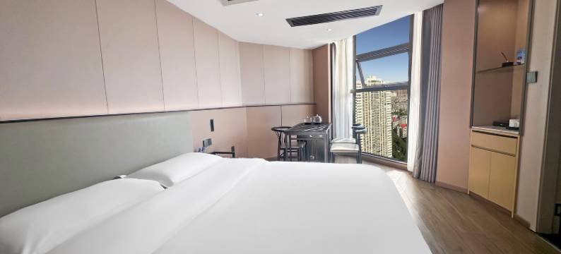 铭诚国际酒店(长沙万家丽广场芙蓉区政府地铁站店)图片