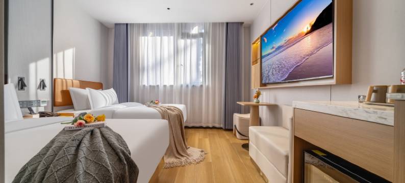 欧锦云辰酒店(义乌之心绣湖轻轨站店)图片