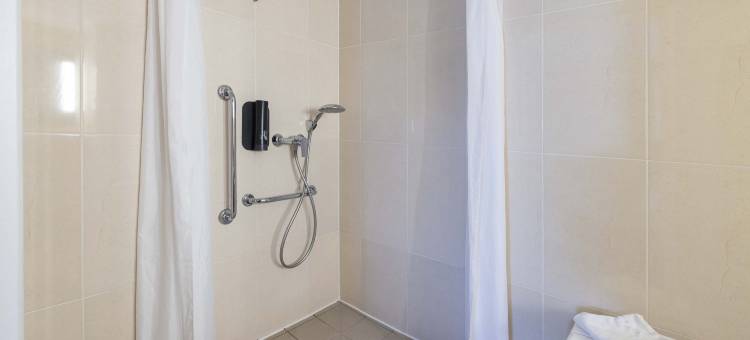 南佩皮尼扬西班牙门民宿酒店(B&B Hotel Perpignan Sud Porte d'Espagne)图片