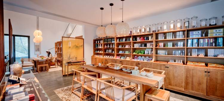 华蓥十里芳菲红岩美村图片