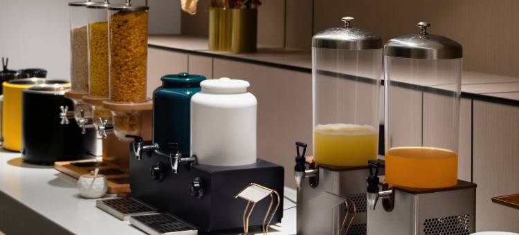 西昌美丽华大酒店(邛海17度火把广场店)图片