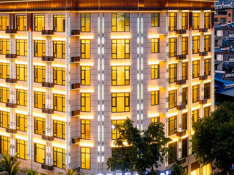 元江宝丽国际酒店(太阳城商业广场店)