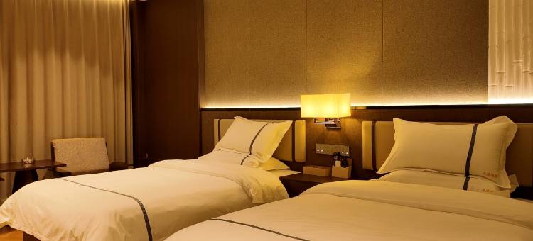 河南县夏马尔文旅酒店图片