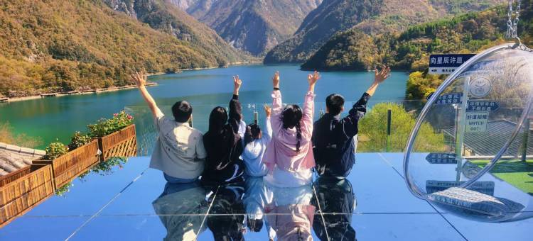 海天云镜全景酒店(天池景区店)图片