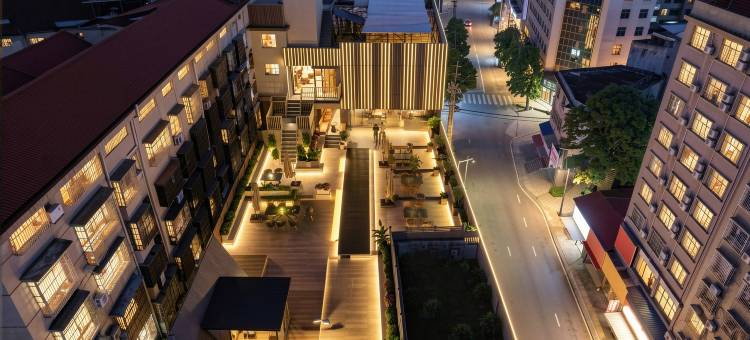 凯栖悦｜空中花园设计师酒店(溆浦站万达广场店)图片