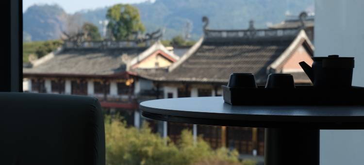 武夷山·Mountain view全景观山丨椿己山居(九曲溪竹筏码头店)图片