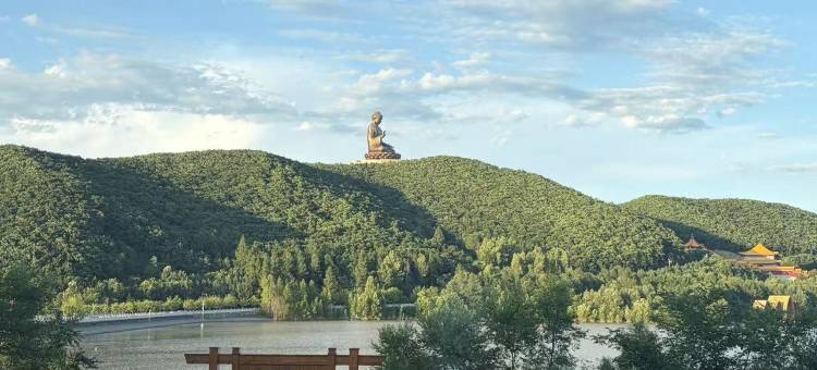六鼎山隐世山水居酒店图片