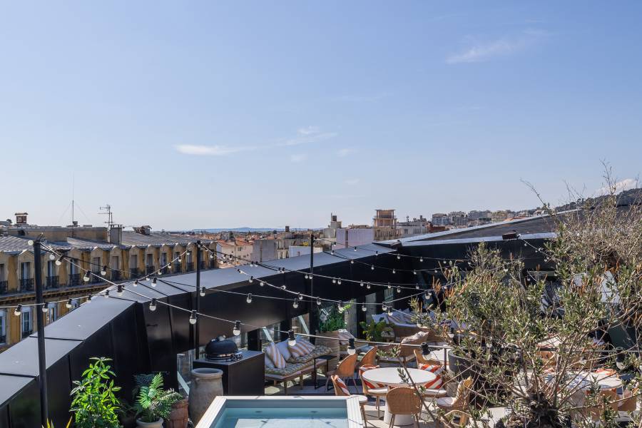 尼斯市中心希爾頓逸林標誌酒店