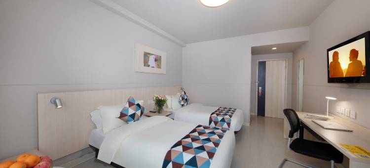 锦听酒店(外国语学校东湖山公园店)图片