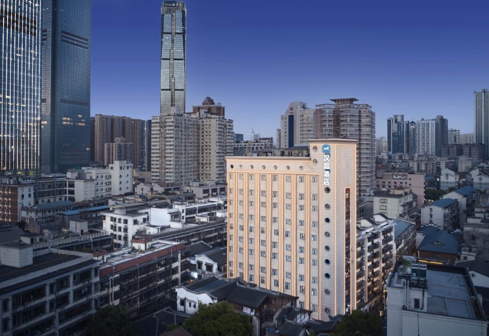  Hotel Overview