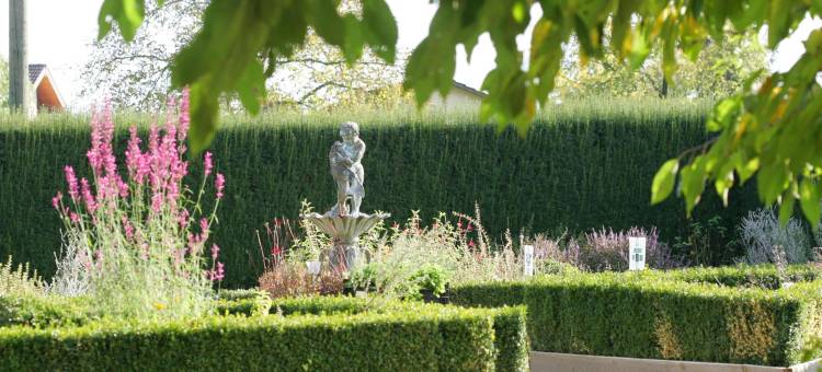 赫斯臣埃尔林斯巴赫瑞士品质酒店(Hirschen Erlinsbach Swiss Quality)图片