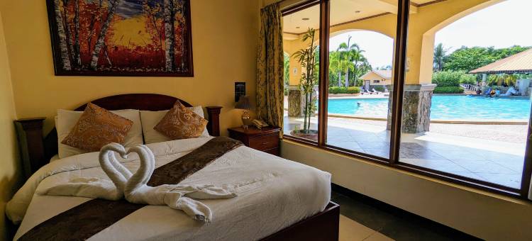 苏比克水滨景观度假村(Subic Waterfront View Resort)图片