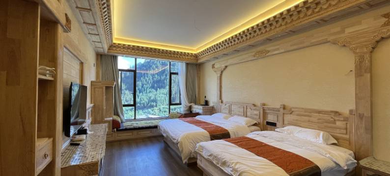 迭部扎尕那央民宿图片