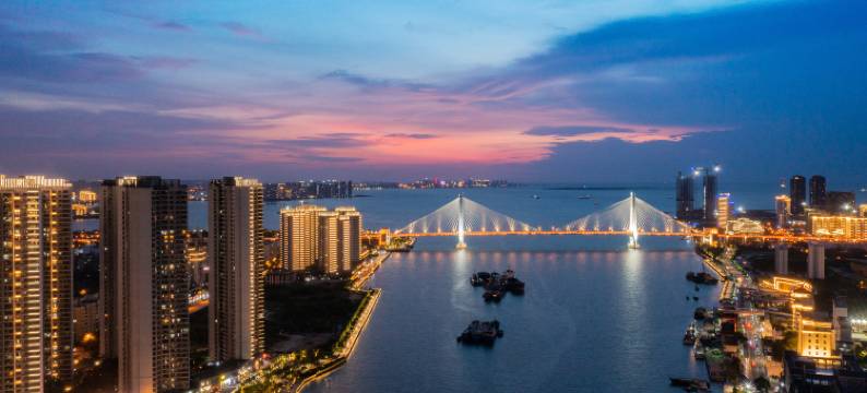 海口外滩公寓(云洞图书馆骑楼老街店)图片