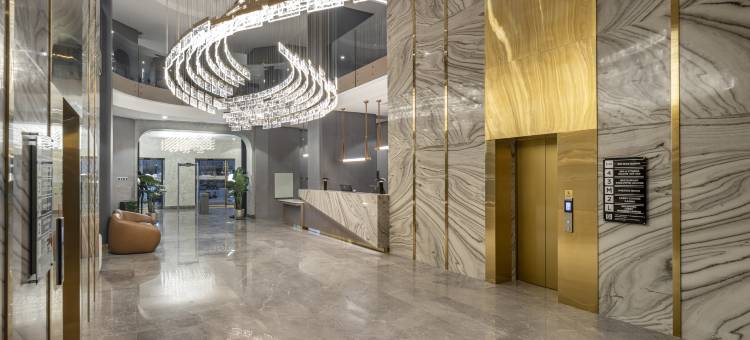 巴统华美达大富豪酒店(Billionaire Ramada Plaza by Wyndham Batumi)图片