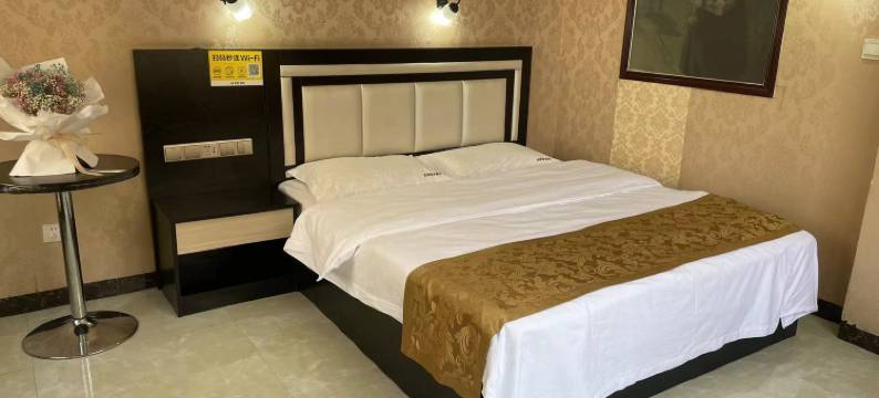 广南超圆宸商务酒店图片