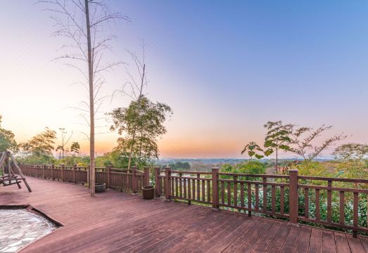 Huangshan Nagu RV Parent-child Italian Light Luxury Holiday Manor (Tunxi Old Street Branch) Hotel Overview