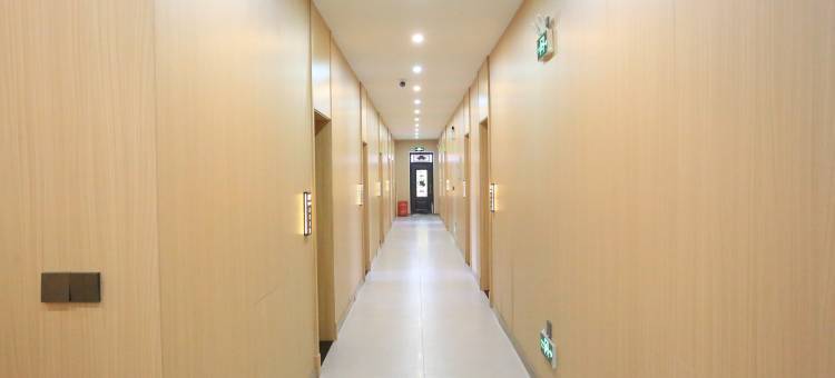 北极精选酒店(商贸街漠河舞厅店)图片