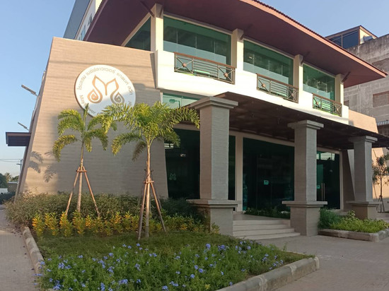 五月花豪华套房酒店