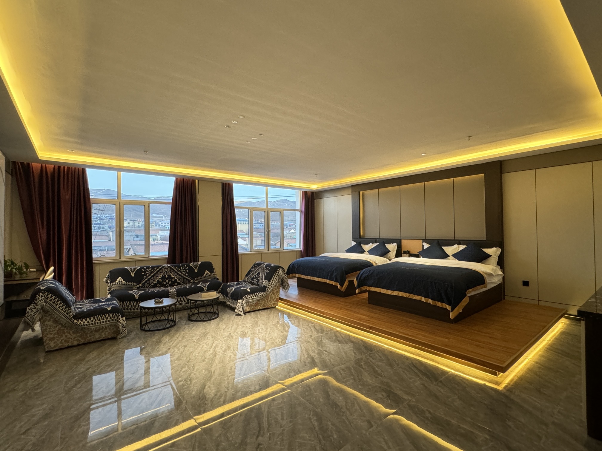 Jiduo Hotel, Mongolia Autonomous County, Henan Over view