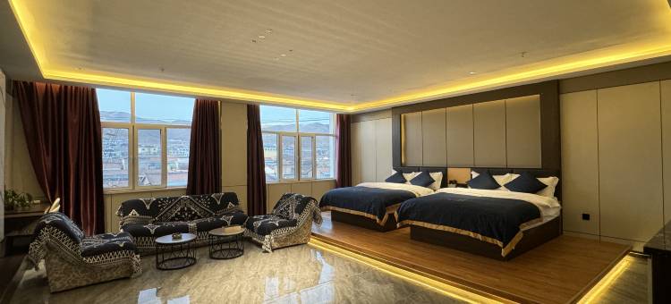 河南蒙古自治县季朵酒店图片