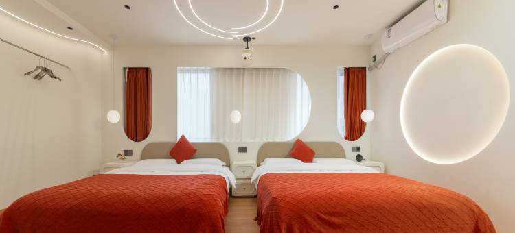 缘宿·设计师投影民宿(大同高铁南站方特店)图片