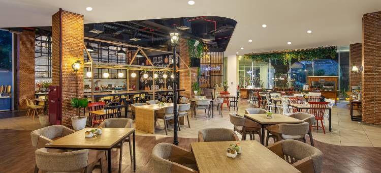 普禾加多WH卢米诺酒店(Luminor Hotel Purwokerto by WH)图片