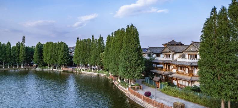 昆明远山雅致湖景别墅酒店(滇池民族村店)图片