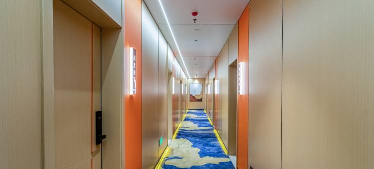 石榴酒店(环球度假区临河里地铁站店)图片
