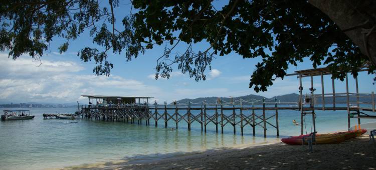 OYO 90980彩虹岛士邦加(OYO 90980 Rainbow Island Sepanggar)图片