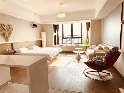 梦时光民宿(济南山东国际会展中心店)