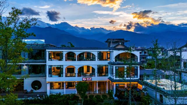 hotel overview picture