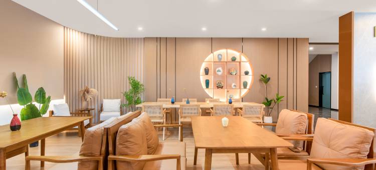 云台山逸美轻奢酒店(岸上服务区店)图片