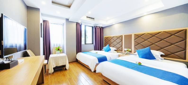 重庆泳尚民宿(邱家湾地铁站店)图片