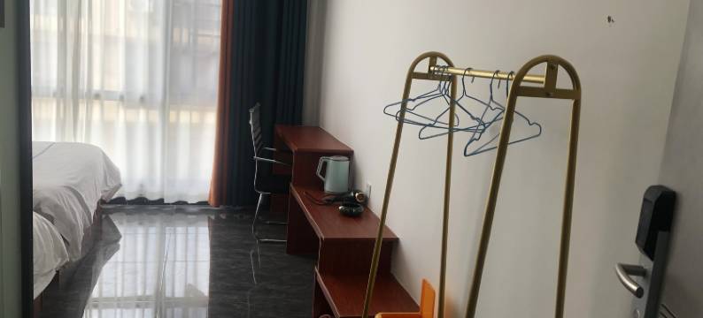 山间小筑民宿图片