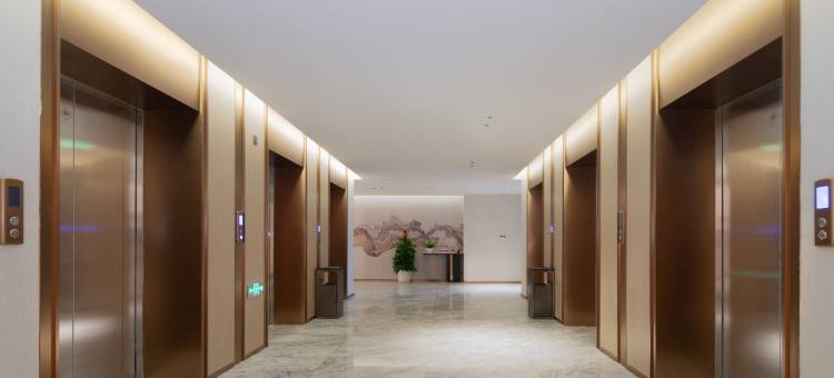 艺龙酒店(湛江海湾大桥店)图片