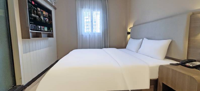 莱怡酒店(昌吉路安亭地铁站店)图片