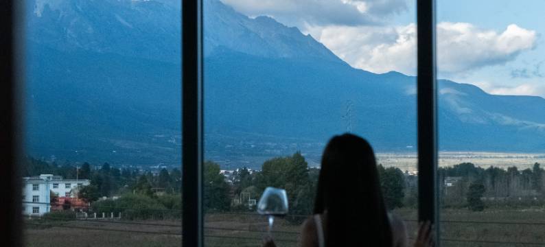 安束·Ans丨日照金山·与你共赴山海之约·雪山观景度假庭院图片