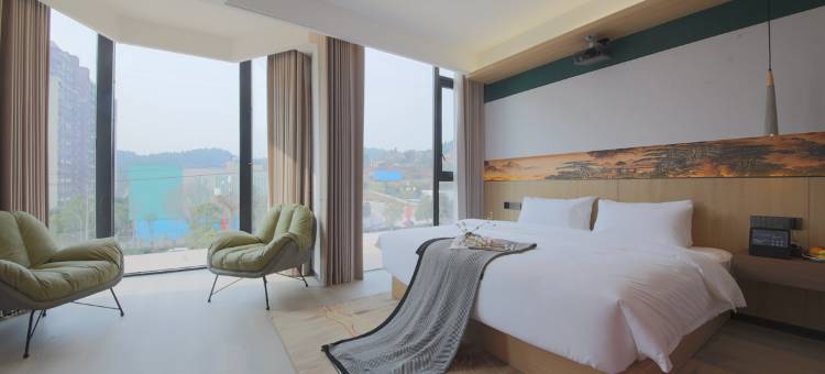 盐亭潺亭酒店图片