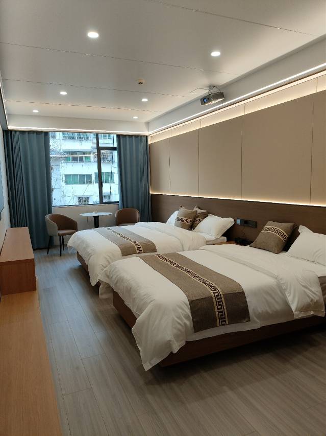 秋收大酒店(秋收起义铜鼓纪念馆店)