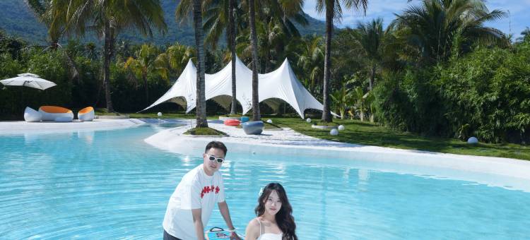 万宁青鸟逸筑 Blue Bird·无边泳池 ins 风设计师海墅(日月湾店)图片